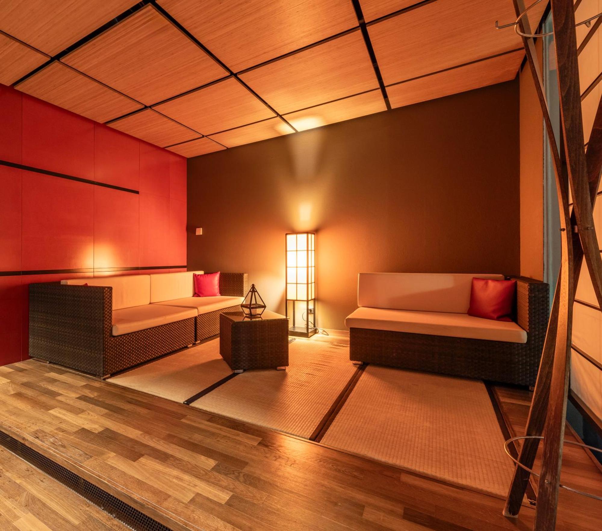 The Home Hotel Zuerich - A Member Of Design Hotels Экстерьер фото
